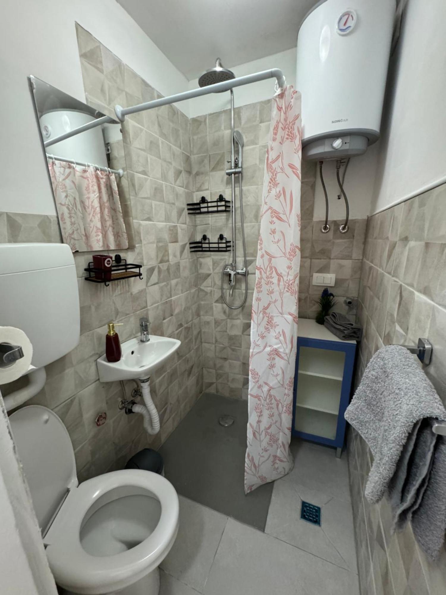 Apartman Laura Ploce  Zewnętrze zdjęcie