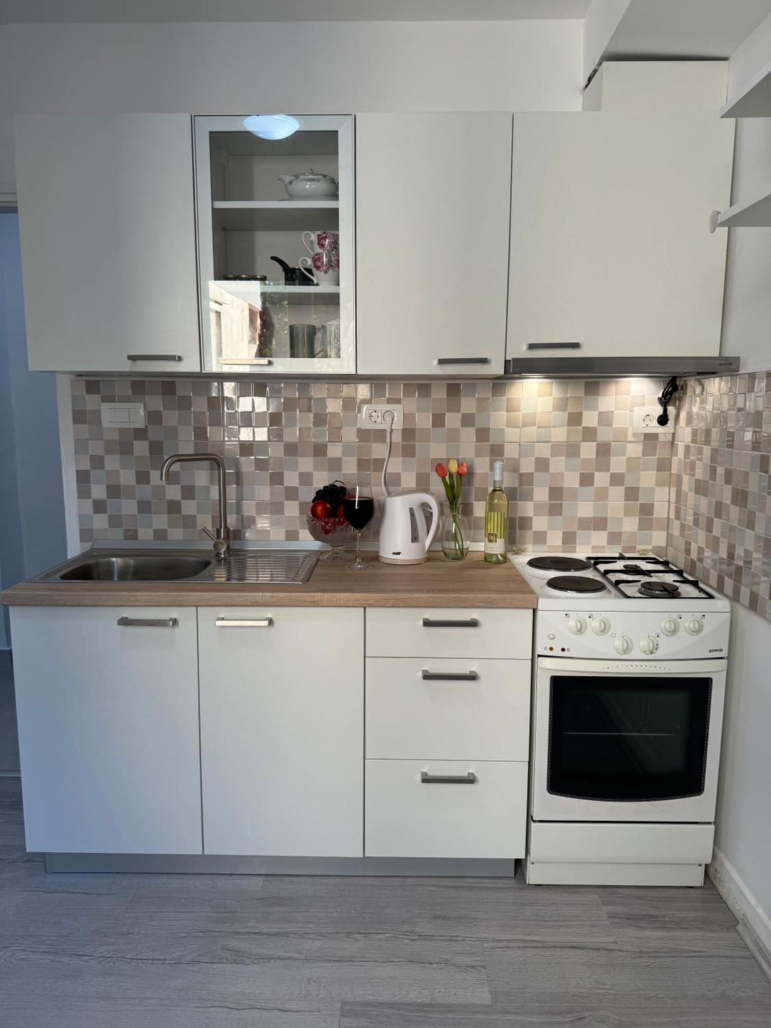 Apartman Laura Ploce  Zewnętrze zdjęcie